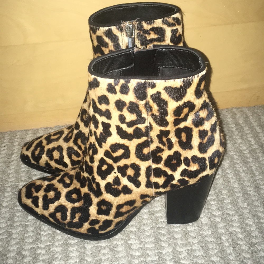 Sam Edelman cowhide Leopard print boots